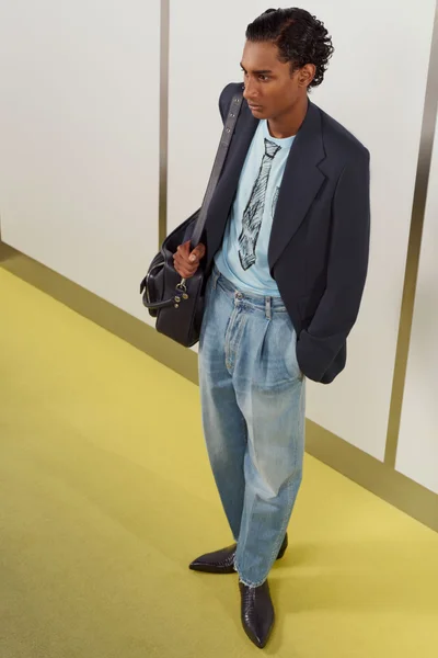 Look 2